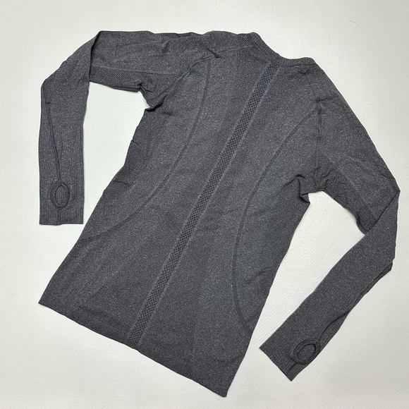Lululemon Run: Swiftly Tech Long Sleeve in Heathered Inkwell Size 6 EUC - Picture 2 of 12